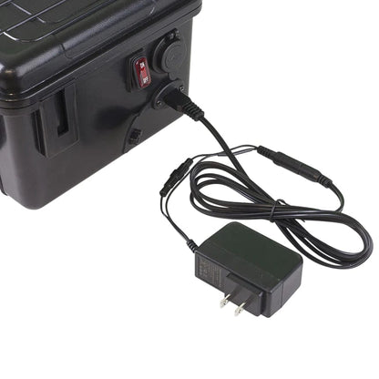 Yak-Power Power Pack Battery Box W/ Integrated USB Charging - Yak-Power Power Pack Battery Box W/ Integrated USB Charging - 2